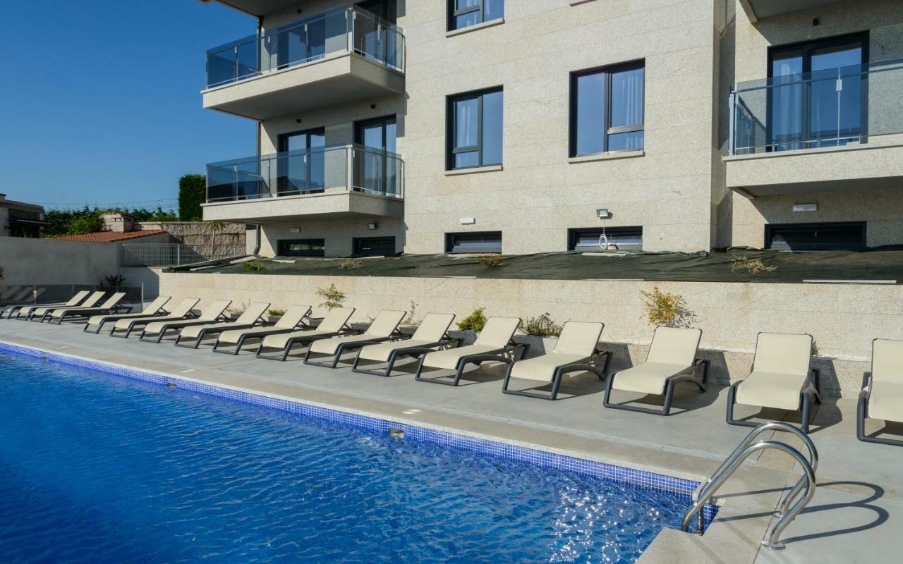 Apartamentos Onzamar Sanxenxo Kültér fotó